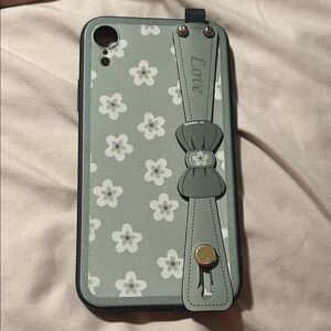 Floral Pattern Phone Case with Strap I phone 10 XR